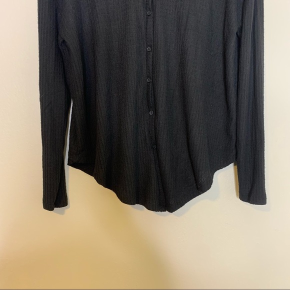 NWT Gibson Black Thermal Waffle Knit Tie Front Button Down Top XS - Picture 5 of 11
